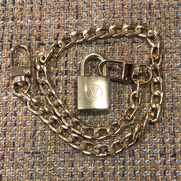 Non-Branded Gold Tone Chain Necklace For LV Lock Key 8” 16” 18” 23” 32” 42” 47” - Picture 11 of 17